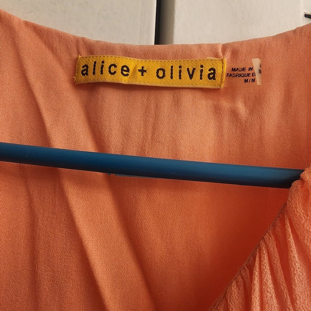 Alice + Olivia Coral Pink %100 Silk dress - Picture 5 of 5